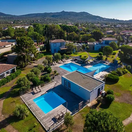 Lecci With Outdoor Pool Porto Vecchio