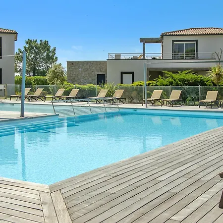 Lecci With Outdoor Pool Porto Vecchio